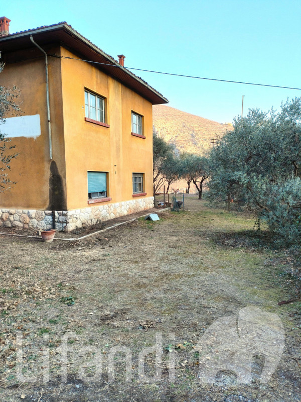 Immagine 15 di Rustico / casale in vendita  a Rivoli Veronese