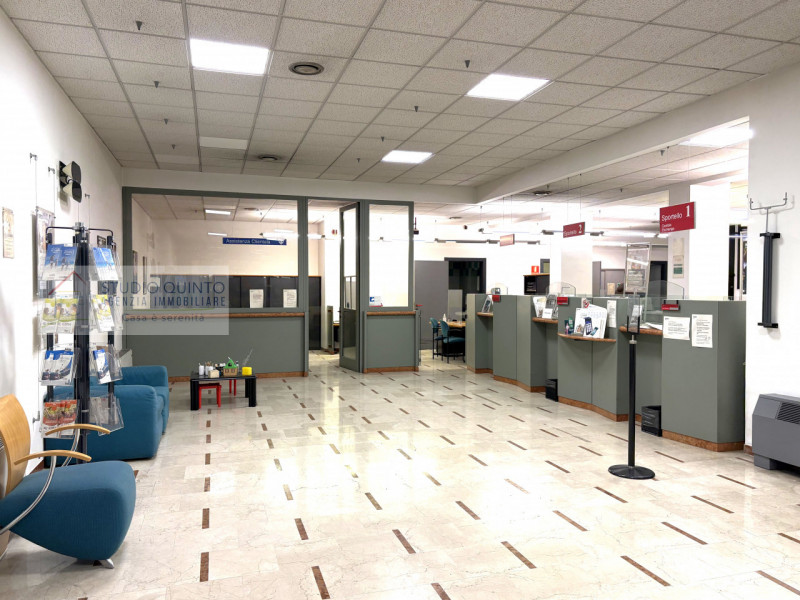 Immagine 1 di Negozio in affitto  a Quinto Di Treviso