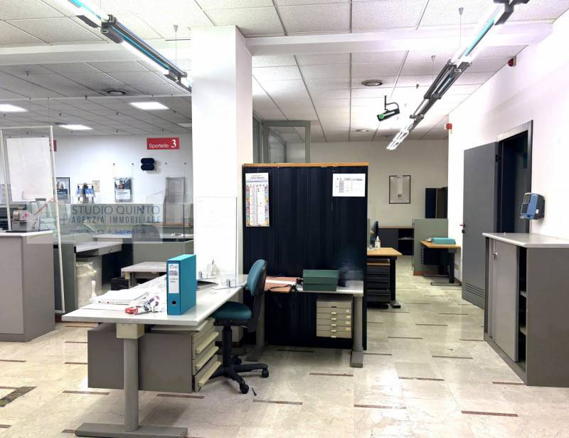 Immagine 7 di Negozio in affitto  a Quinto Di Treviso