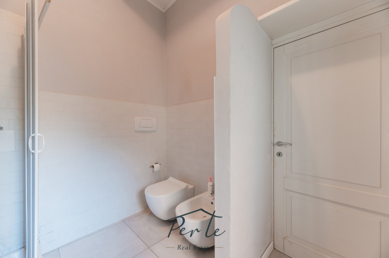 Immagine 7 di Appartamento in vendita  in via grioli 34 a Mantova