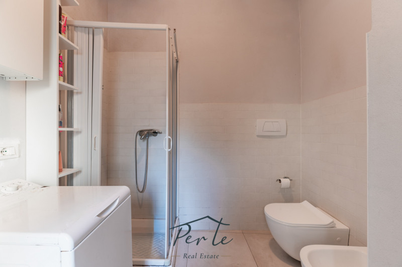 Immagine 8 di Appartamento in vendita  in via grioli 34 a Mantova