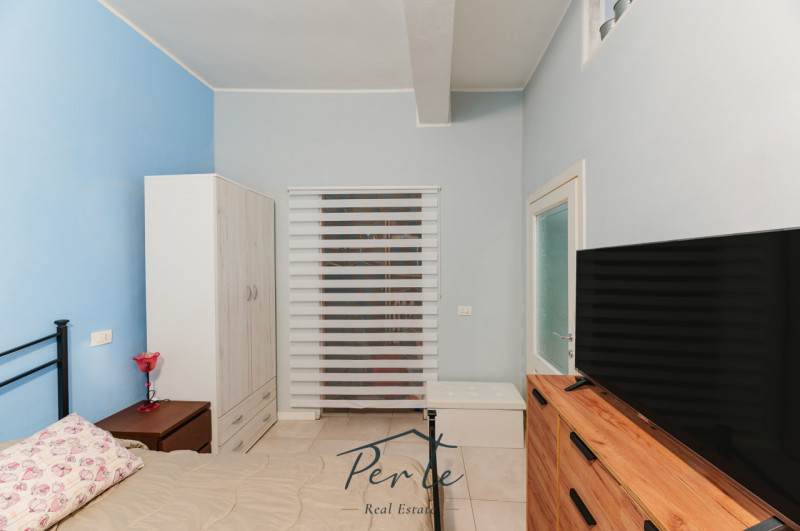 Immagine 11 di Appartamento in vendita  in via grioli 34 a Mantova