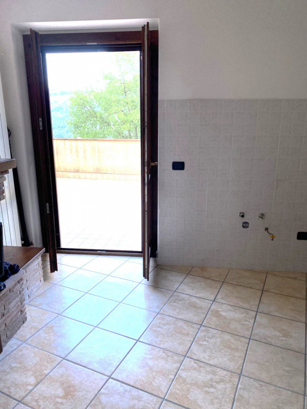 Immagine 2 di Villa in vendita  in Località Molinaccio a Spoleto