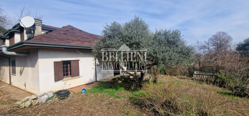 Immagine 15 di Villa in vendita  in via bugano a Longare