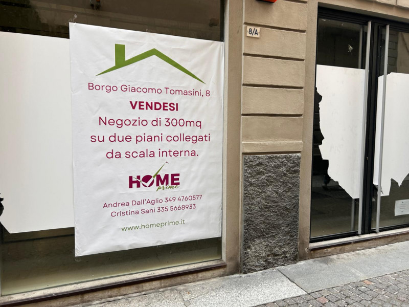 Immagine 3 di Negozio in vendita  in Borgo Giacomo Tommasini, 8 a Parma