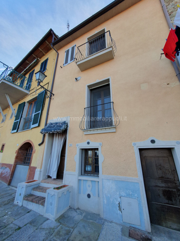 Immagine 1 di Casa indipendente in vendita  a Sinalunga