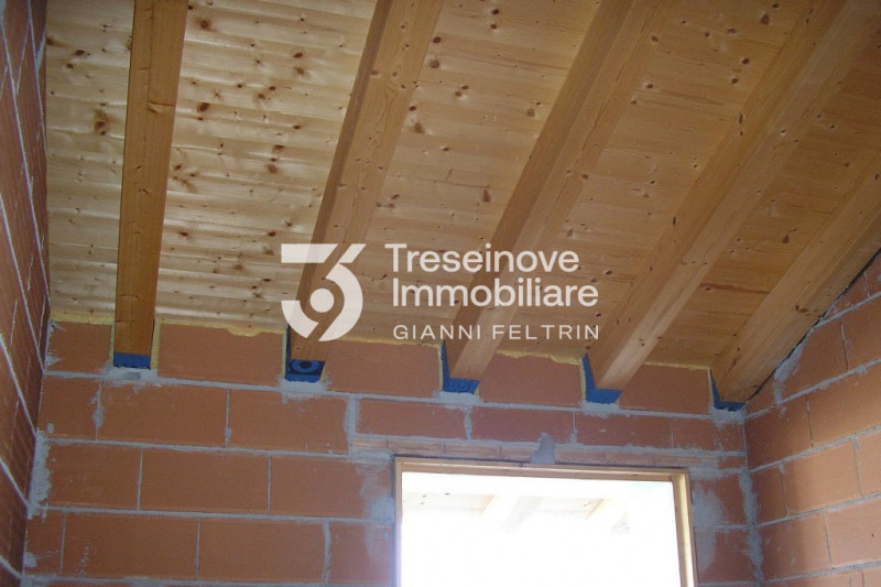 Immagine 9 di Casa bifamiliare in vendita  in Via Filippo Turati a Paese