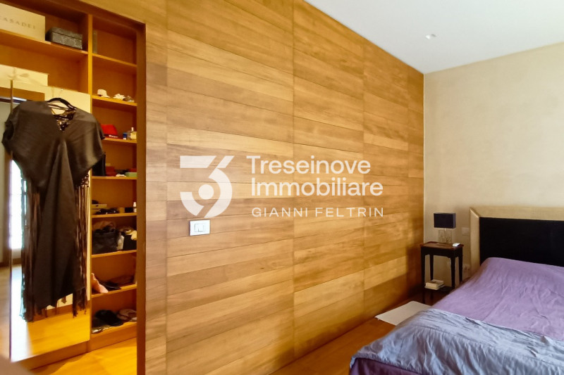 Immagine 31 di Villa in vendita  in Via Roma a Ponzano Veneto