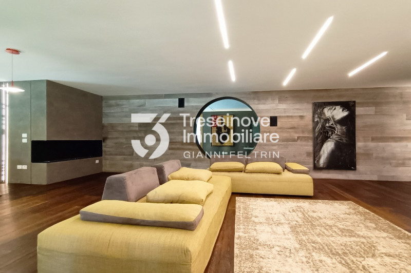 Immagine 39 di Villa in vendita  in Via Roma a Ponzano Veneto