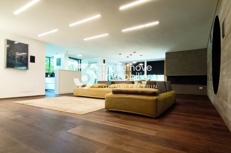 Immagine 40 di Villa in vendita  in Via Roma a Ponzano Veneto