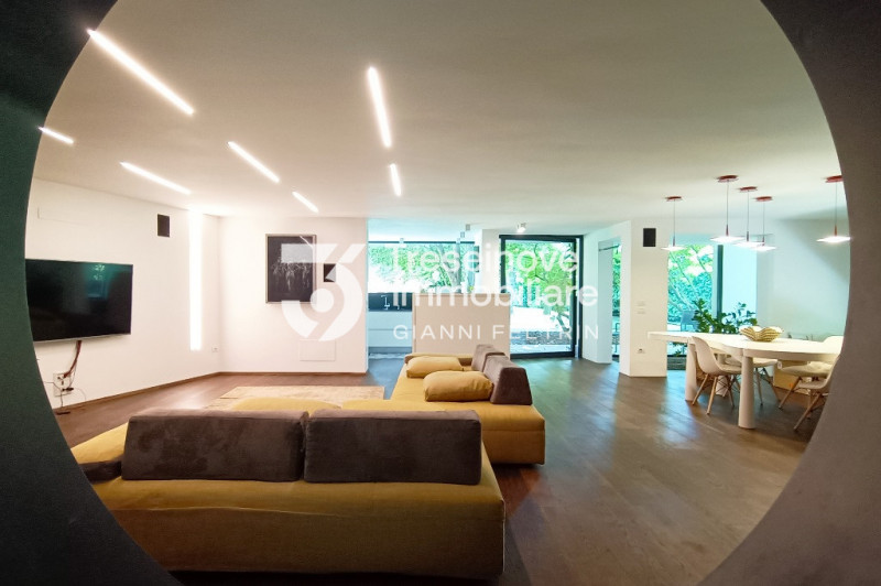 Immagine 43 di Villa in vendita  in Via Roma a Ponzano Veneto