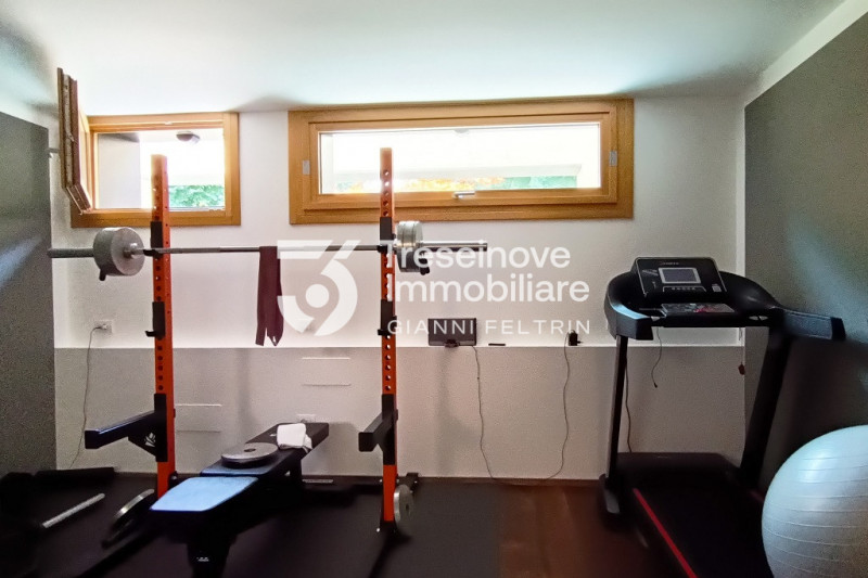 Immagine 50 di Villa in vendita  in Via Roma a Ponzano Veneto