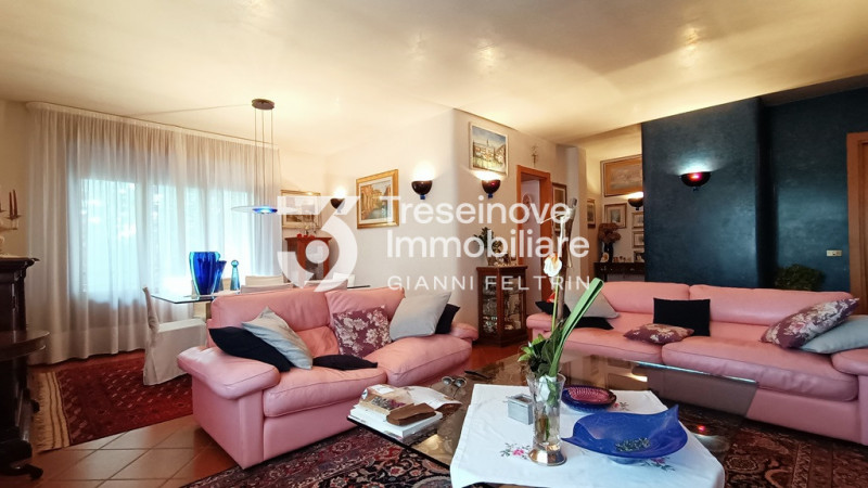 Immagine 7 di Casa indipendente in vendita  in Via Boiago a Quinto Di Treviso