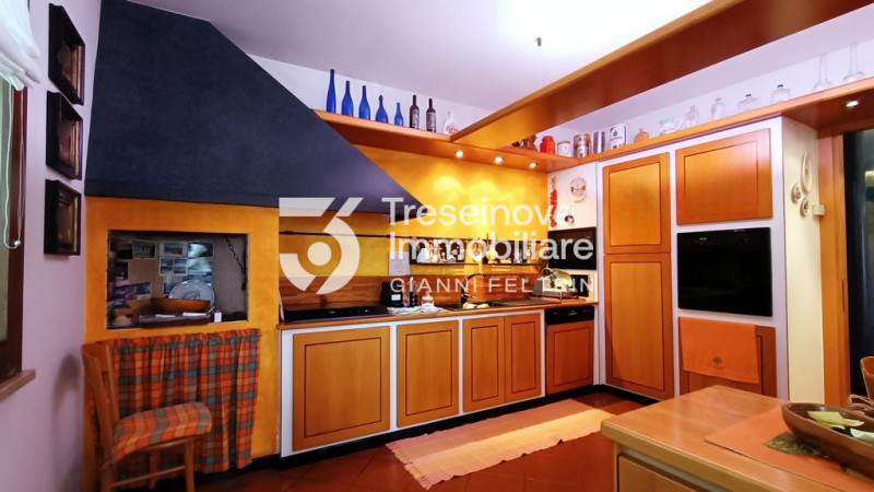 Immagine 9 di Casa indipendente in vendita  in Via Boiago a Quinto Di Treviso