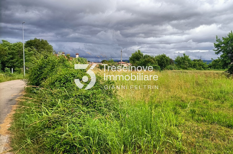 Immagine 2 di Terreno in vendita  in Via Carso a Trevignano