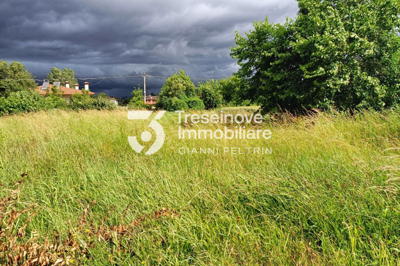 Immagine 3 di Terreno in vendita  in Via Carso a Trevignano