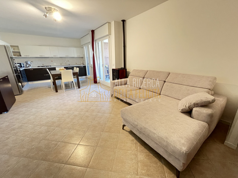 Immagine 5 di Appartamento in vendita  in Via Cristoforo Colombo 110 a Schio