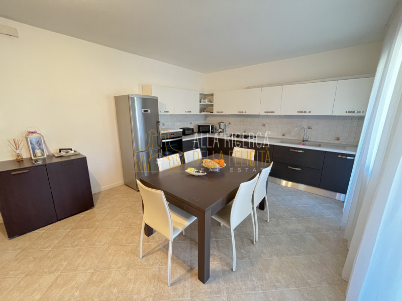 Immagine 6 di Appartamento in vendita  in Via Cristoforo Colombo 110 a Schio