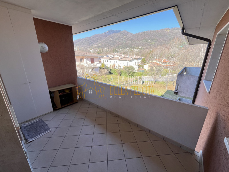 Immagine 8 di Appartamento in vendita  in Via Cristoforo Colombo 110 a Schio