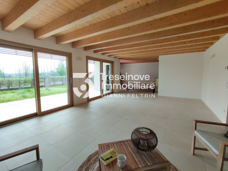 Immagine 3 di Casa bifamiliare in vendita  in Via Pirandello a Carbonera