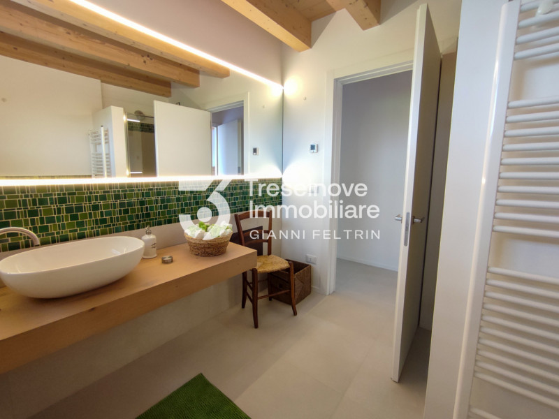 Immagine 10 di Casa bifamiliare in vendita  in Via Pirandello a Carbonera