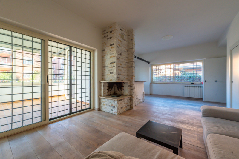 Immagine 6 di Villa in vendita  in Via Francesco Bartolomeo Rastrelli 93 a Roma