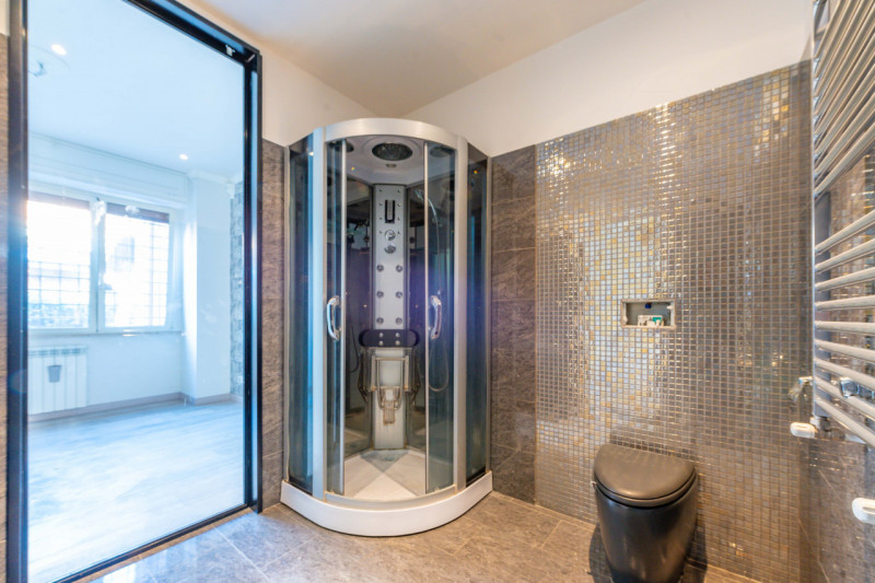 Immagine 14 di Villa in vendita  in Via Francesco Bartolomeo Rastrelli 93 a Roma