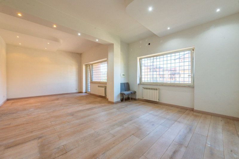 Immagine 21 di Villa in vendita  in Via Francesco Bartolomeo Rastrelli 93 a Roma