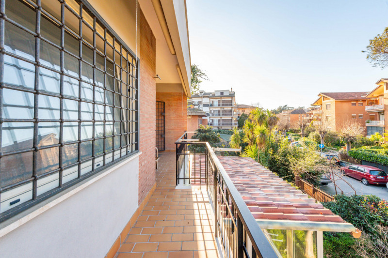 Immagine 30 di Villa in vendita  in Via Francesco Bartolomeo Rastrelli 93 a Roma