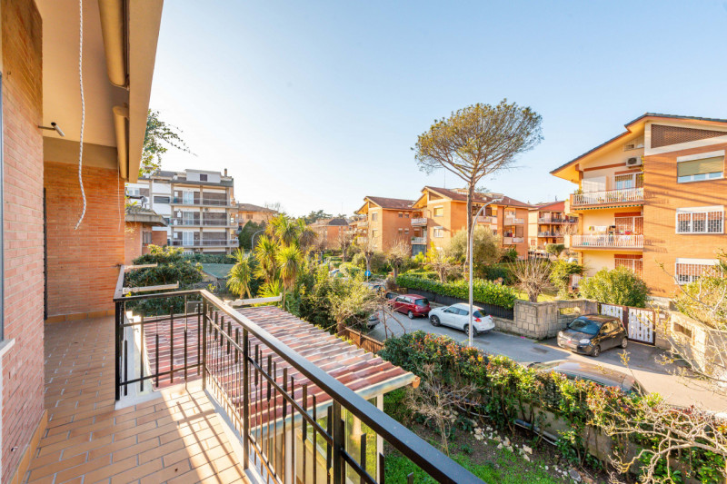 Immagine 31 di Villa in vendita  in Via Francesco Bartolomeo Rastrelli 93 a Roma