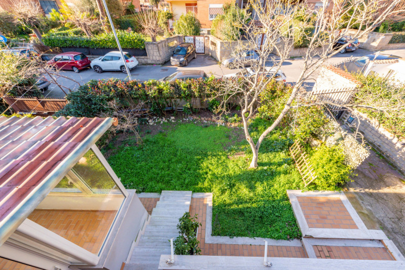 Immagine 32 di Villa in vendita  in Via Francesco Bartolomeo Rastrelli 93 a Roma