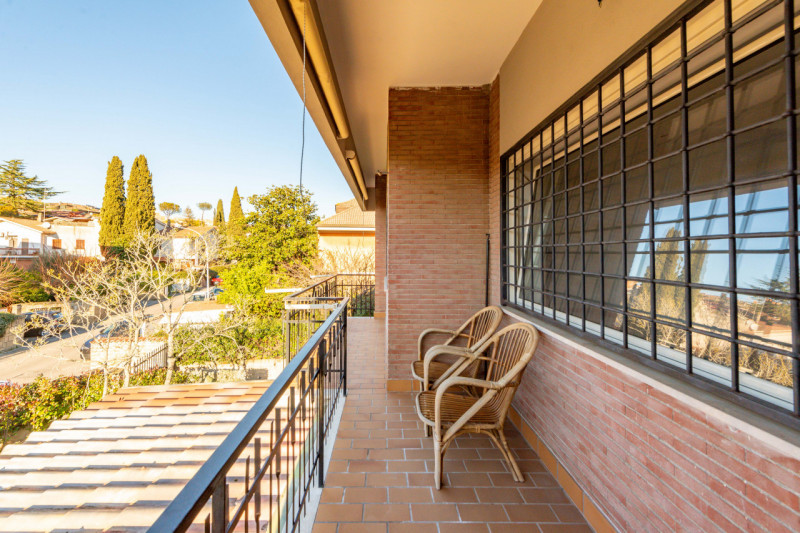 Immagine 34 di Villa in vendita  in Via Francesco Bartolomeo Rastrelli 93 a Roma