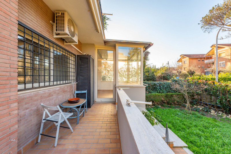 Immagine 52 di Villa in vendita  in Via Francesco Bartolomeo Rastrelli 93 a Roma