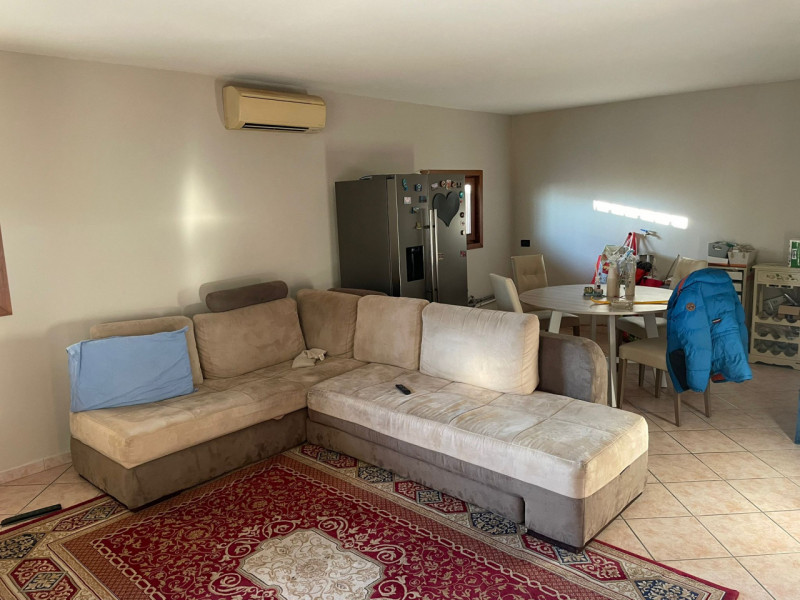 Immagine 15 di Villa in vendita  in via fratelli chiodi a Bedizzole