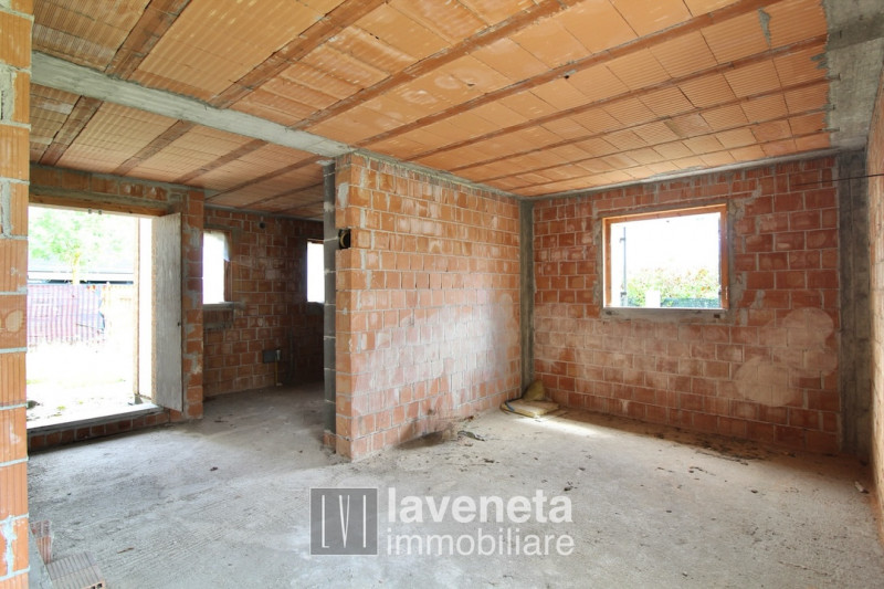 Immagine 3 di Casa bifamiliare in vendita  in via vanzan a San Donà Di Piave
