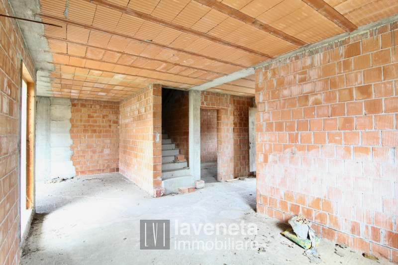 Immagine 4 di Casa bifamiliare in vendita  in via vanzan a San Donà Di Piave