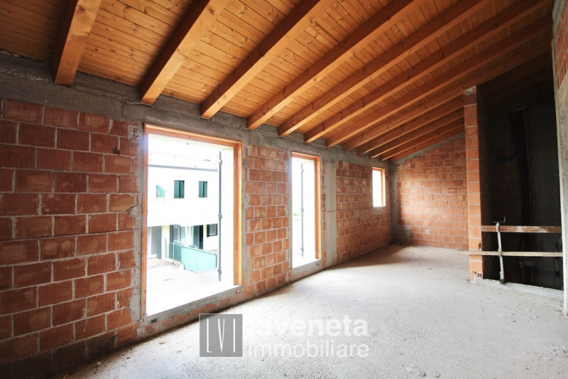 Immagine 14 di Casa bifamiliare in vendita  in via vanzan a San Donà Di Piave