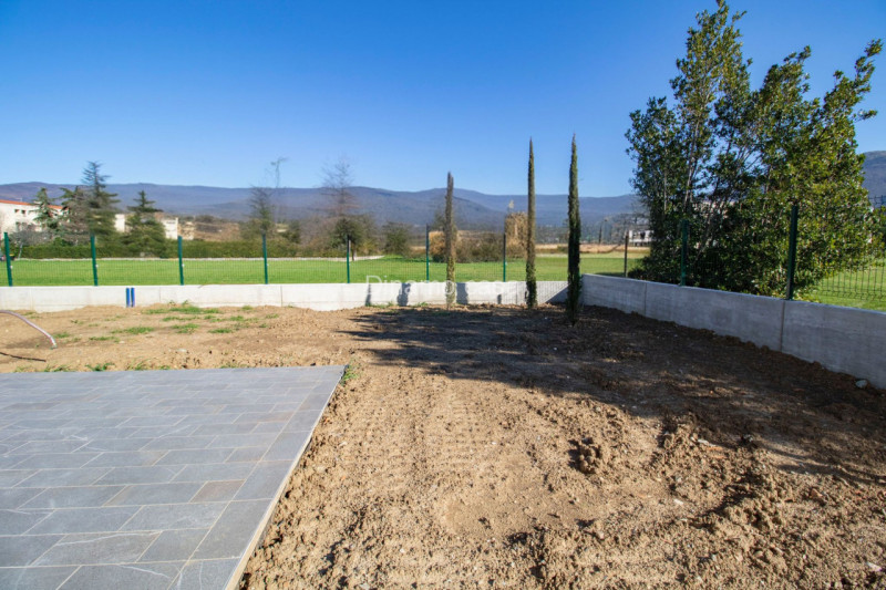 Immagine 4 di Appartamento in vendita  a Prato