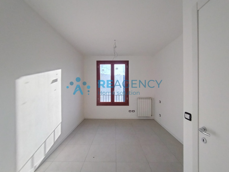 Immagine 15 di Appartamento in vendita  in Via del Castello a Signa