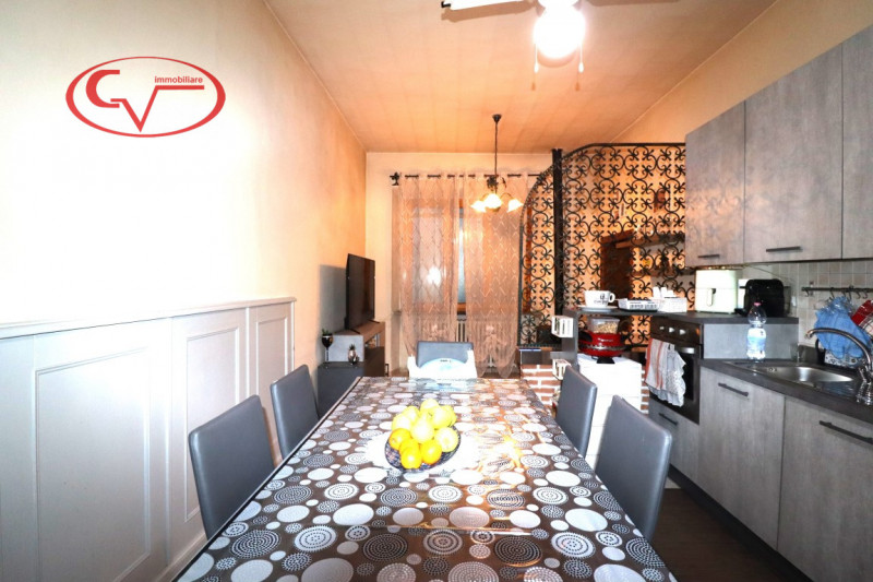 Immagine 3 di Villetta a schiera in vendita  in Mercatale Valdarno a Montevarchi