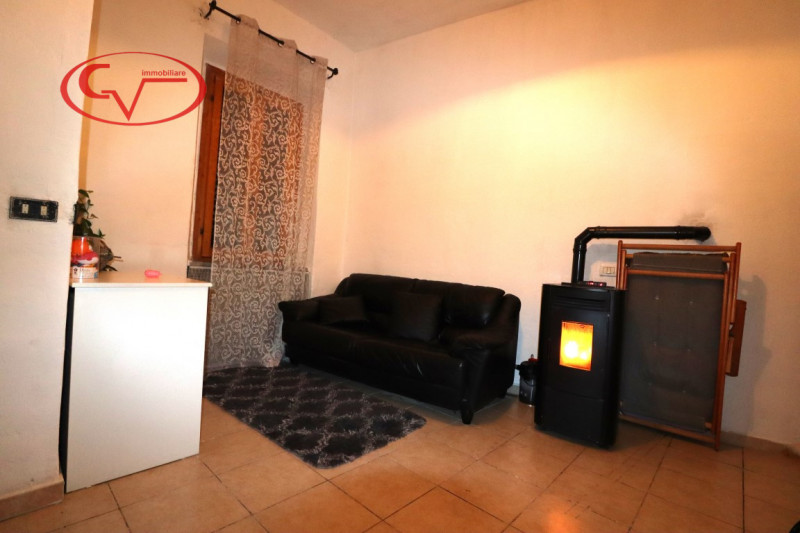 Immagine 8 di Villetta a schiera in vendita  in Mercatale Valdarno a Montevarchi