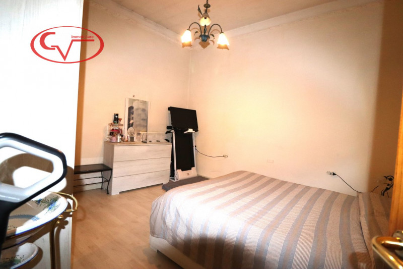 Immagine 10 di Villetta a schiera in vendita  in Mercatale Valdarno a Montevarchi