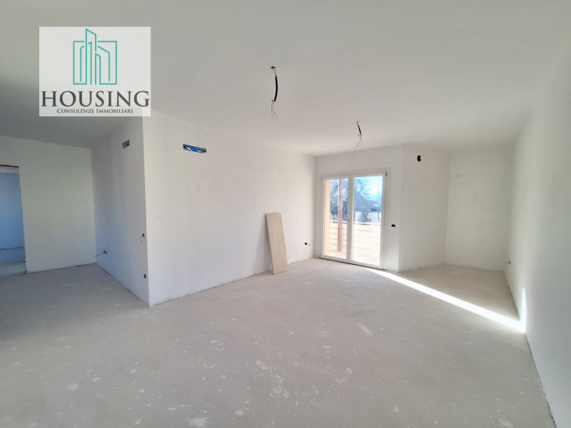 Immagine 4 di Attico in vendita  in via petrarca a Abano Terme