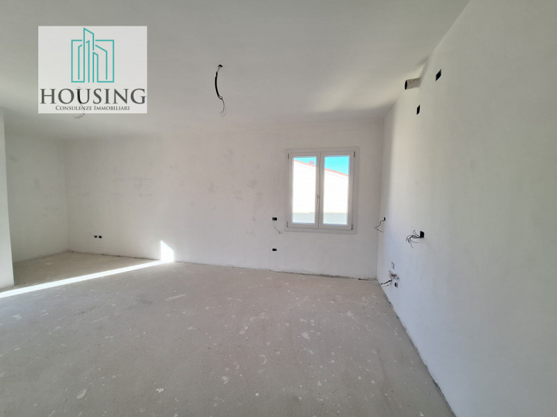 Immagine 6 di Attico in vendita  in via petrarca a Abano Terme