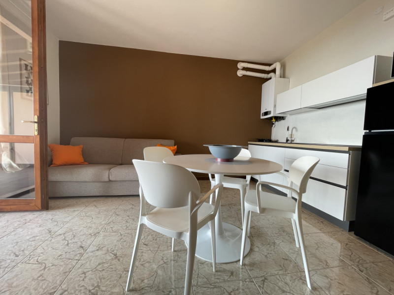 Immagine 4 di Appartamento in affitto  in CASTELLANA a Soiano Del Lago