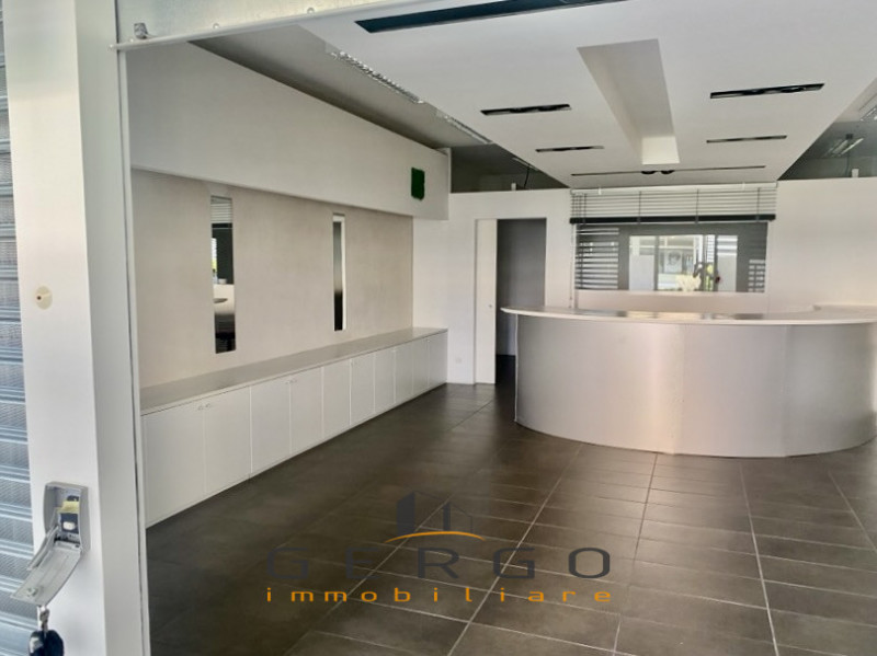 Immagine 8 di Ufficio in vendita  in Via Monte Grappa a Vedelago