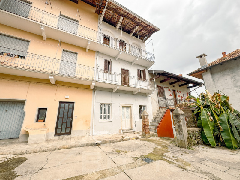 Immagine 10 di Villetta a schiera in vendita  in via magnana 4 a Gozzano