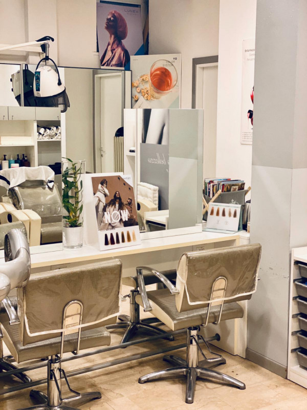 Immagine 7 di Attività commerciale in vendita  in via carducci a Castenedolo