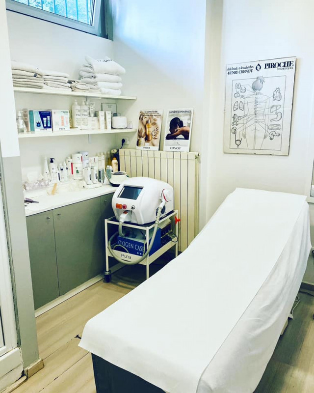 Immagine 21 di Attività commerciale in vendita  in via carducci a Castenedolo