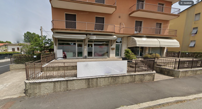Immagine 26 di Attività commerciale in vendita  in via carducci a Castenedolo
